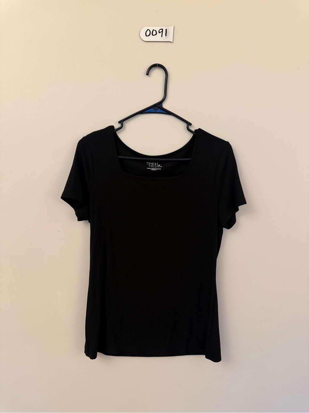 Time and Tru Black Square Neck Short Sleeve Ribbed Shirt